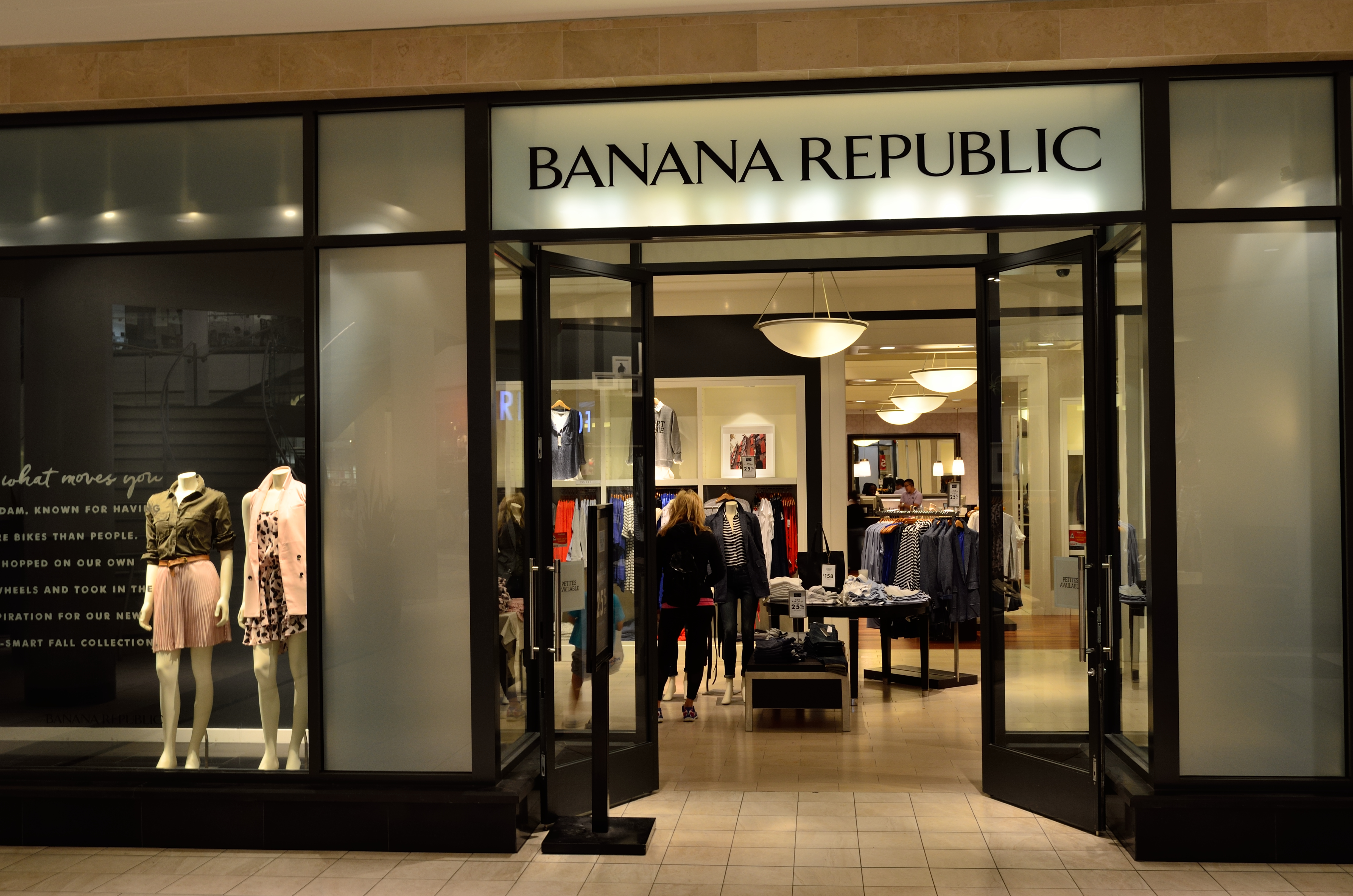  10 Off Banana Republic in store Earn Save Win